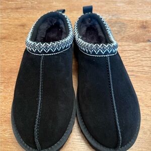 Black Suede Slippers with Embroidered Trim